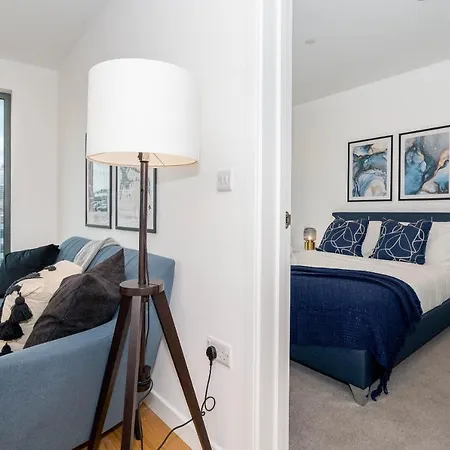 Deluxe 1 Bedroom Stylish - City Centre * Birmingham